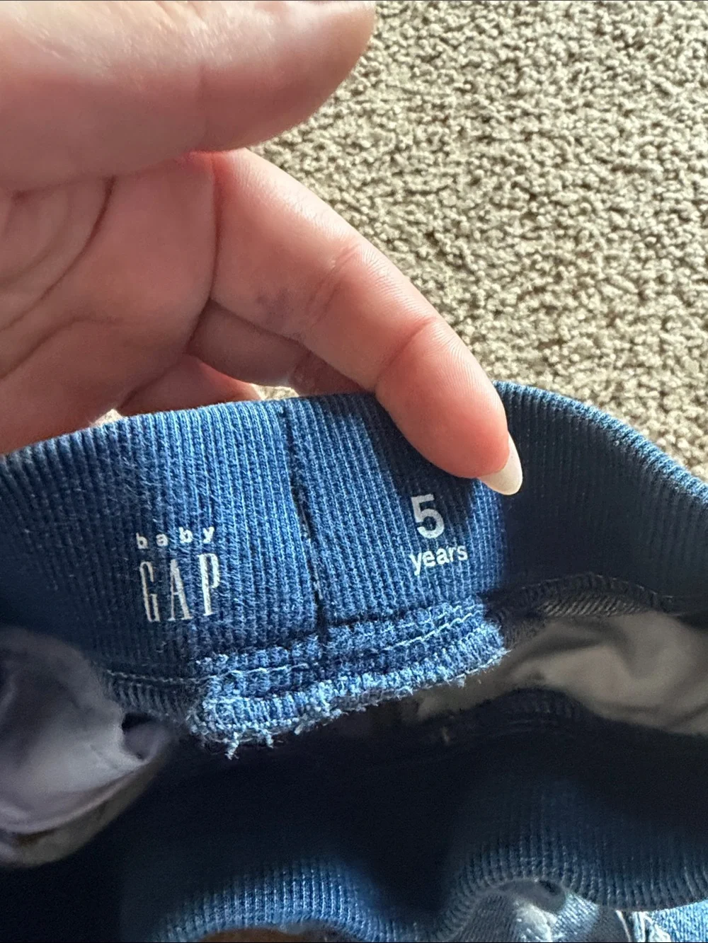 B21 Gap Kids 5t Blue Distressed Denim Shorts